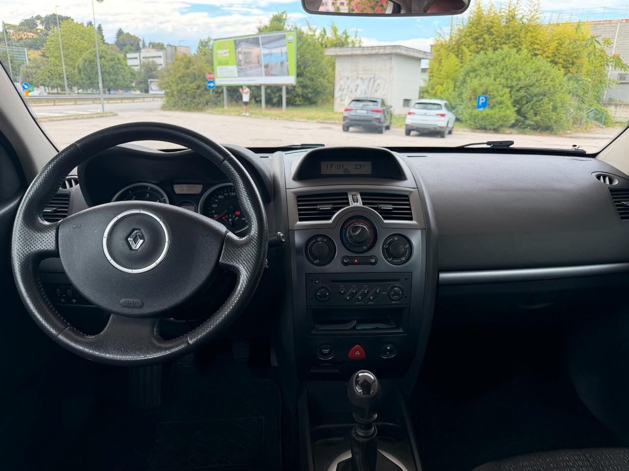 Renault Megane Mégane 1.5 dCi/105CV 5 porte Luxe OK NEOPATENTATI