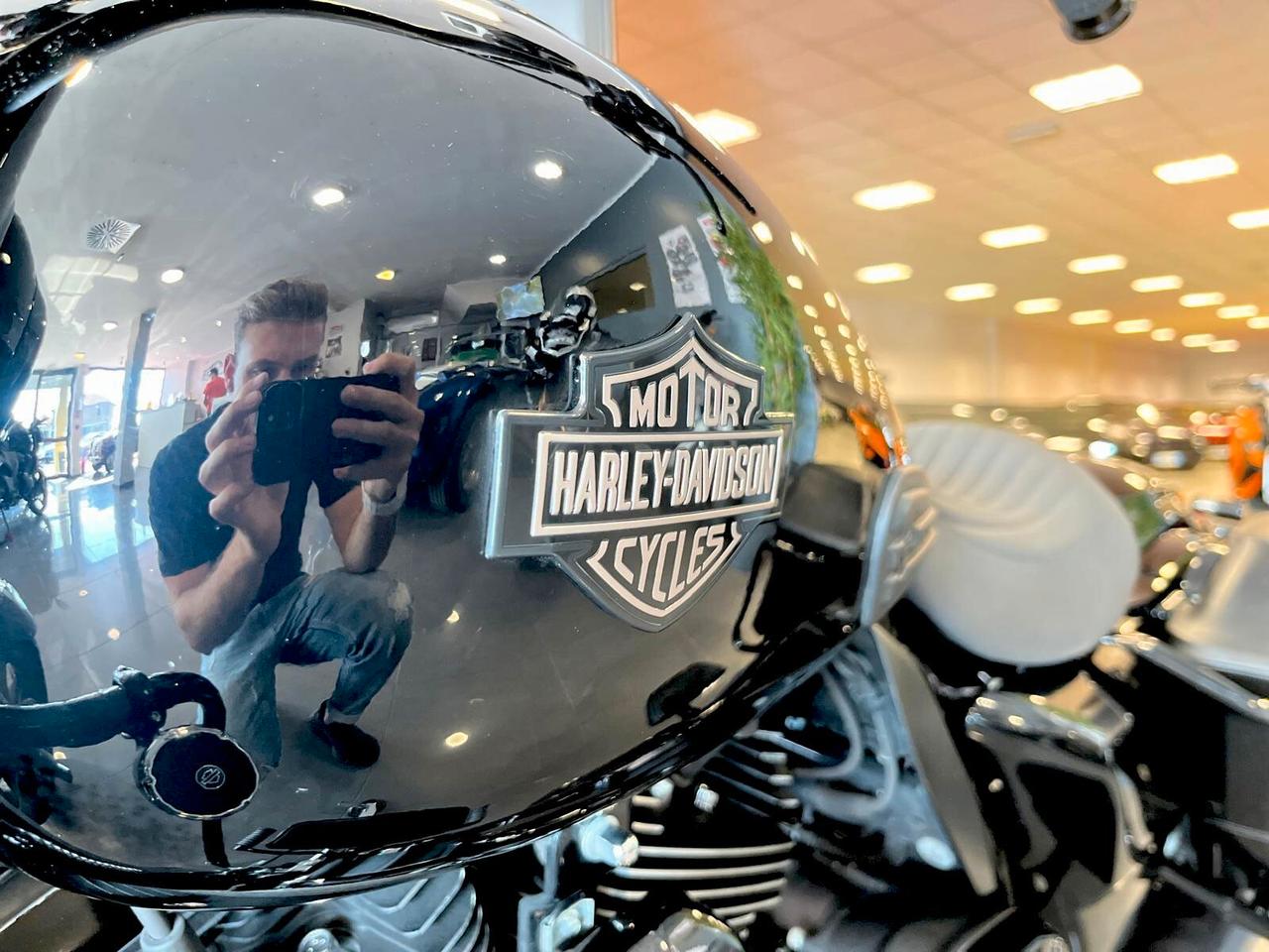Harley-davidson FLHR Road King Special