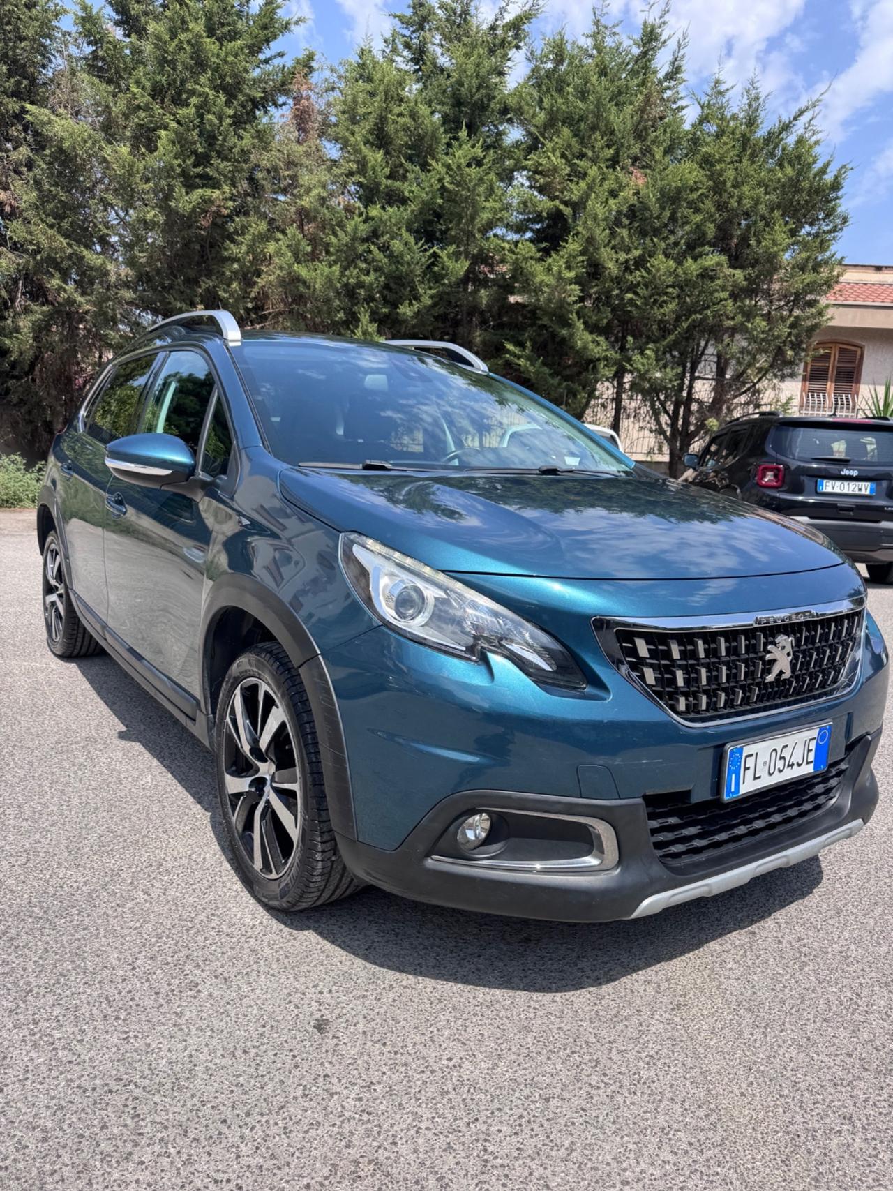 Peugeot 2008 BlueHDi 100 Allure