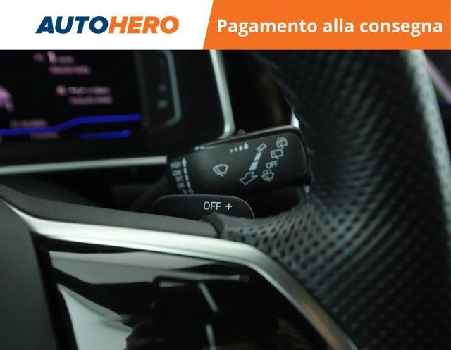 VOLKSWAGEN T-Roc 1.5 TSI ACT DSG R-Line