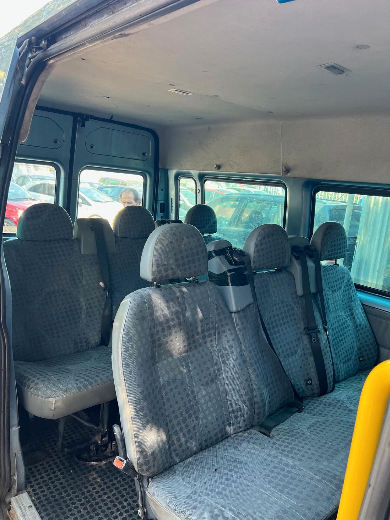 FORD TRANS-TOUR-BUS 300M 2.2 TDCI