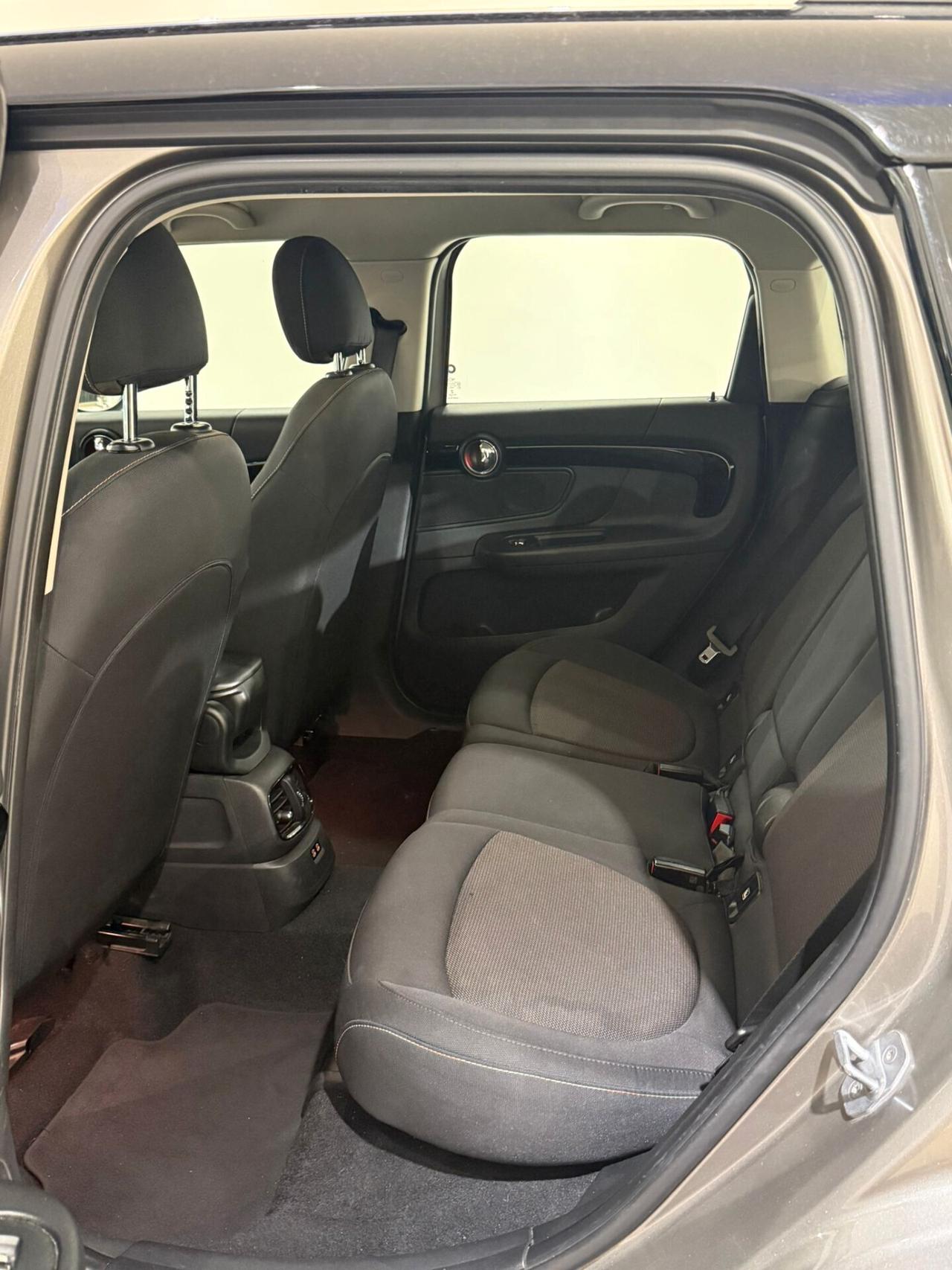 Mini Cooper D Countryman 1.5 HYPE automatica