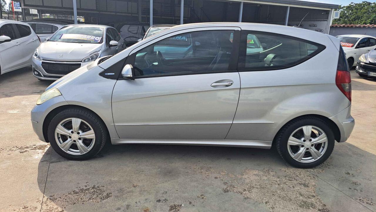Mercedes Classe A 160 Benzina 95Cv Avantgarde 3 Porte