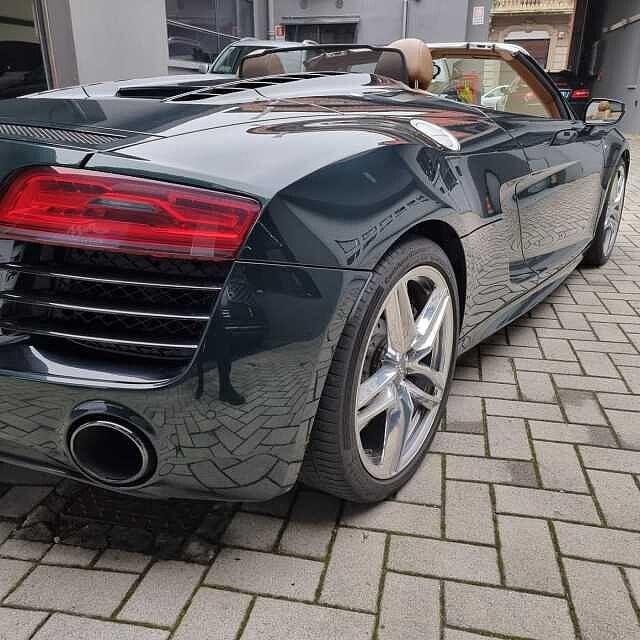 Audi R8 SPYDER 5.2 FSI quattro S tronic