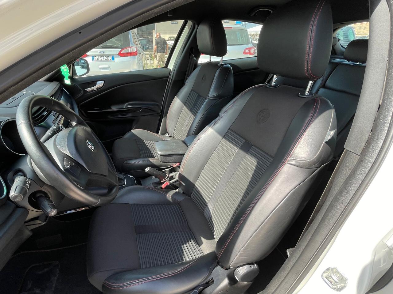 Alfa Romeo Giulietta 1.6 JTDm-2 105 CV Distinctive