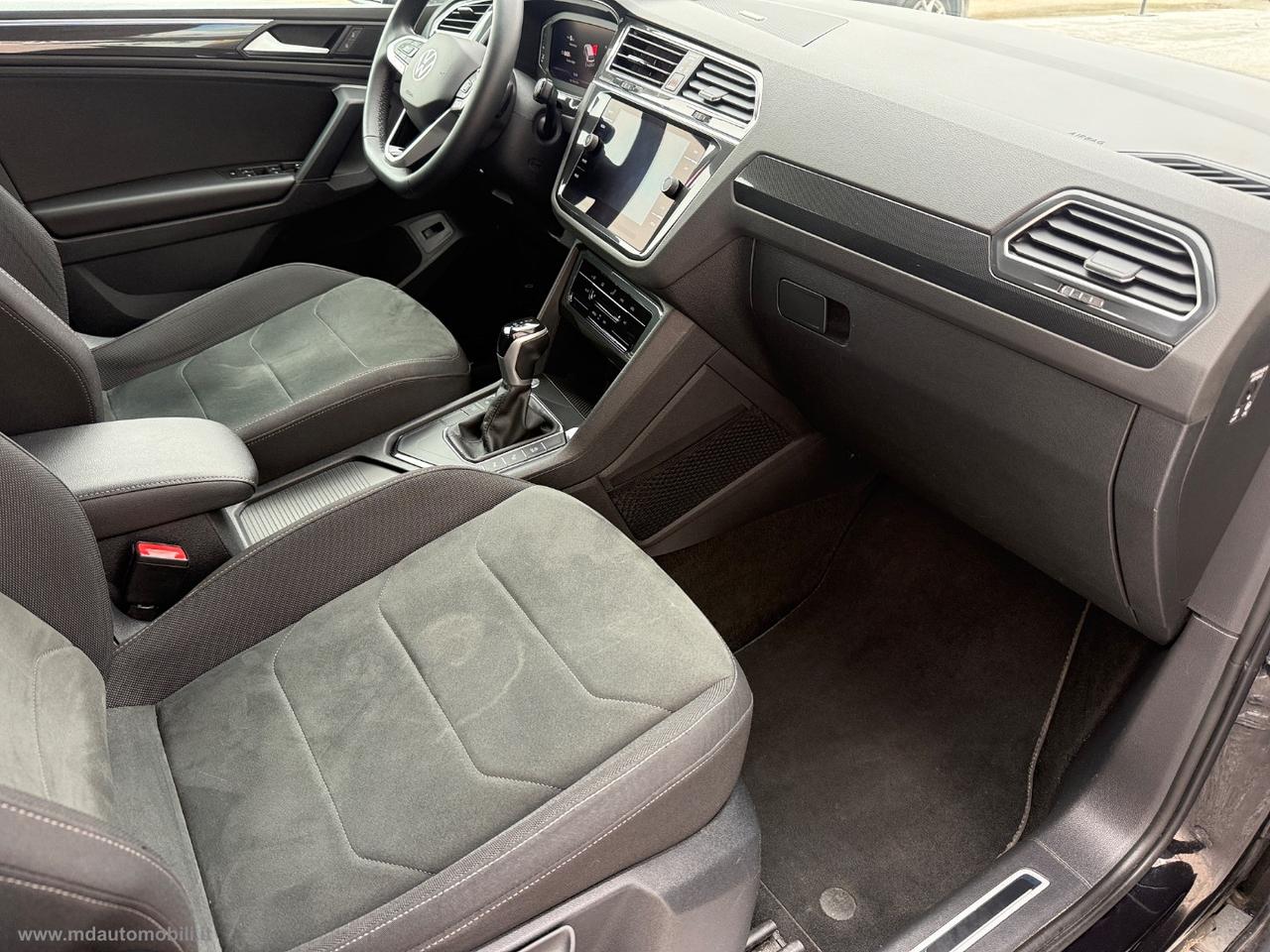 VOLKSWAGEN Tiguan 2.0 TDI 150CV SCR DSG Elegance VIRTUAL 18 KEYLESS IVA ESPOSTA