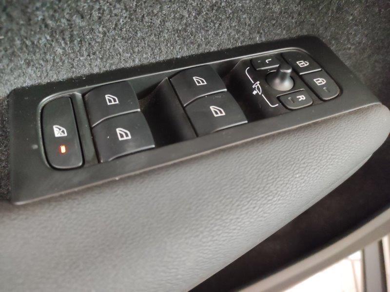 VOLVO XC40 - T5 Recharge Plug-in Hybrid Inscription Expression