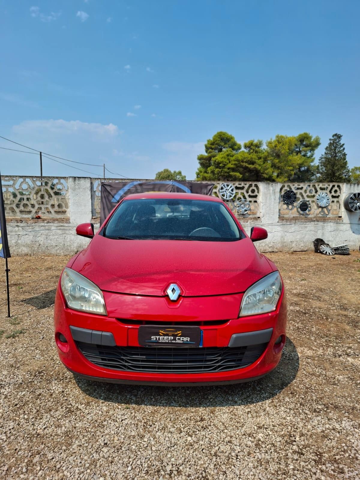 Renault Megane 1.5 dCi 90CV CON GANCIO TRAINO
