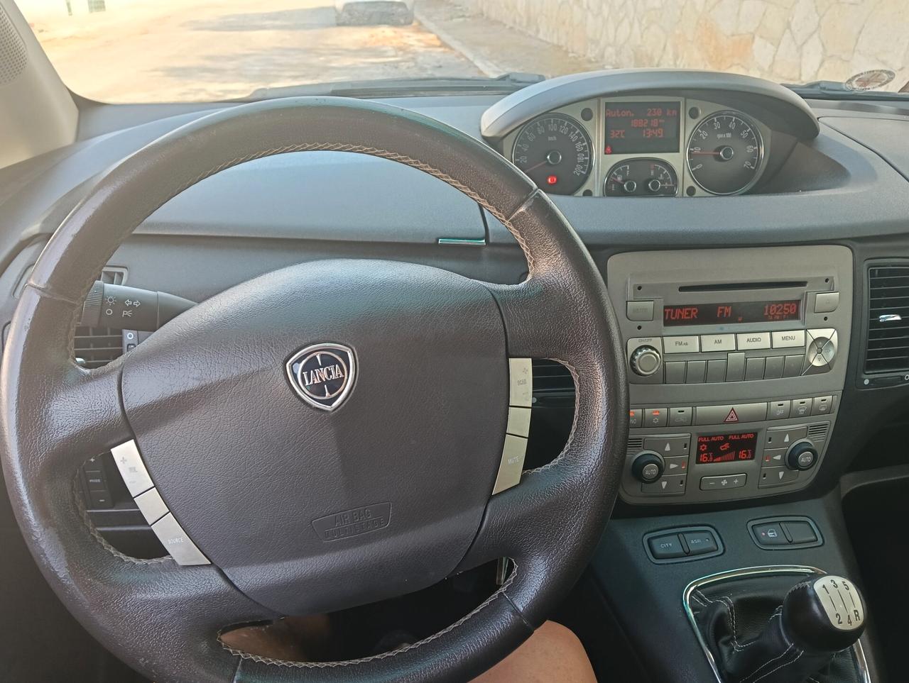 Lancia MUSA 1.3 Multijet 16V 90 CV Oro Plus TETTO UNIPROP. VETRINA
