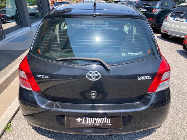 TOYOTA Yaris 1.3 5 porte Sol