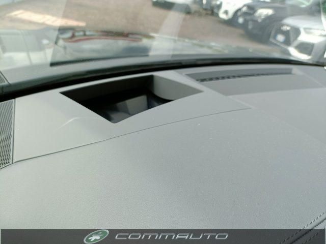 AUDI RS6 Avant 4.0 TFSI V8 quattro tiptronic Performance