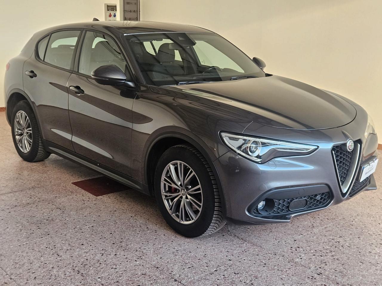 Alfa Romeo Stelvio 2.2 Turbodiesel 190 CV AT8 Q4 Business