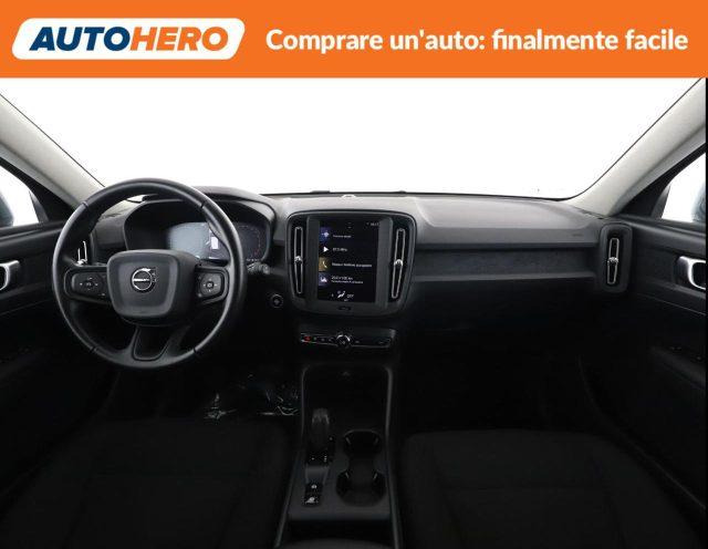 VOLVO XC40 T3 Momentum Core
