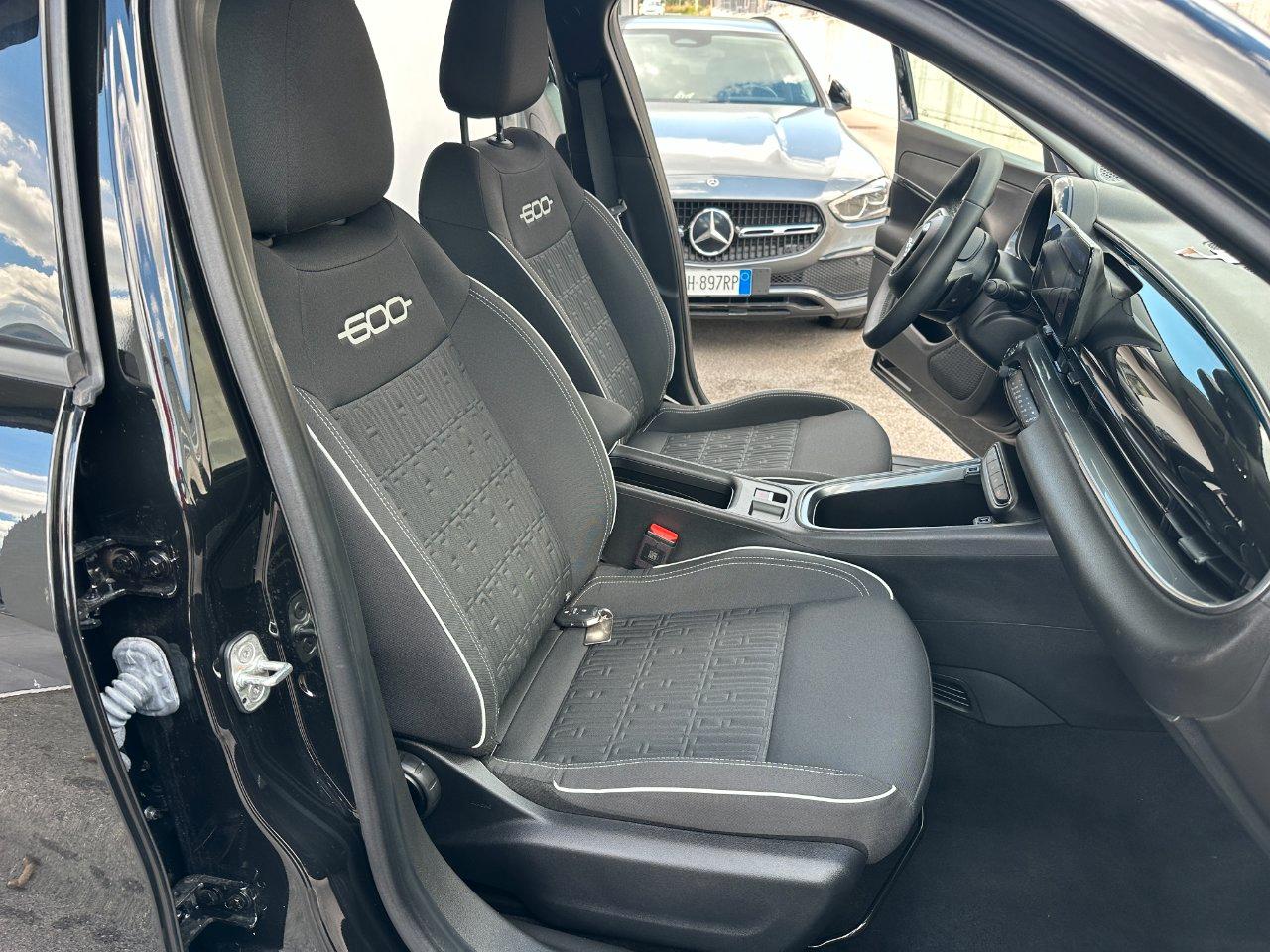 Fiat 600 1.2 hybrid Icon 145cv auto