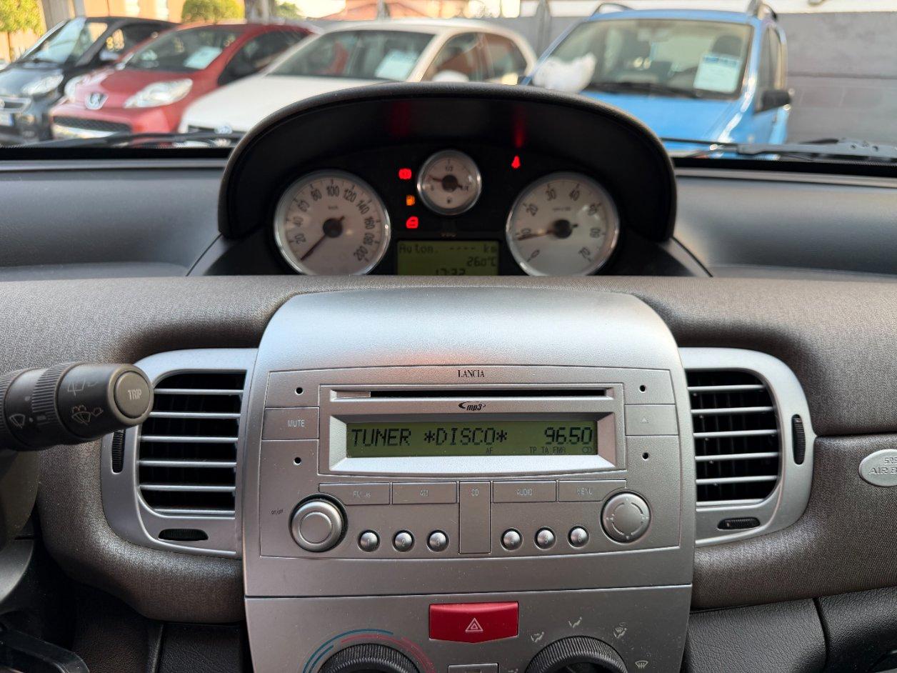 Lancia Ypsilon 3 Porte Ypsilon 1.2 8v Elle 69cv