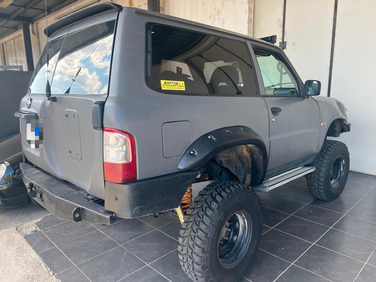 Nissan Patrol GR Y 61 2.8 TD OFF ROAD