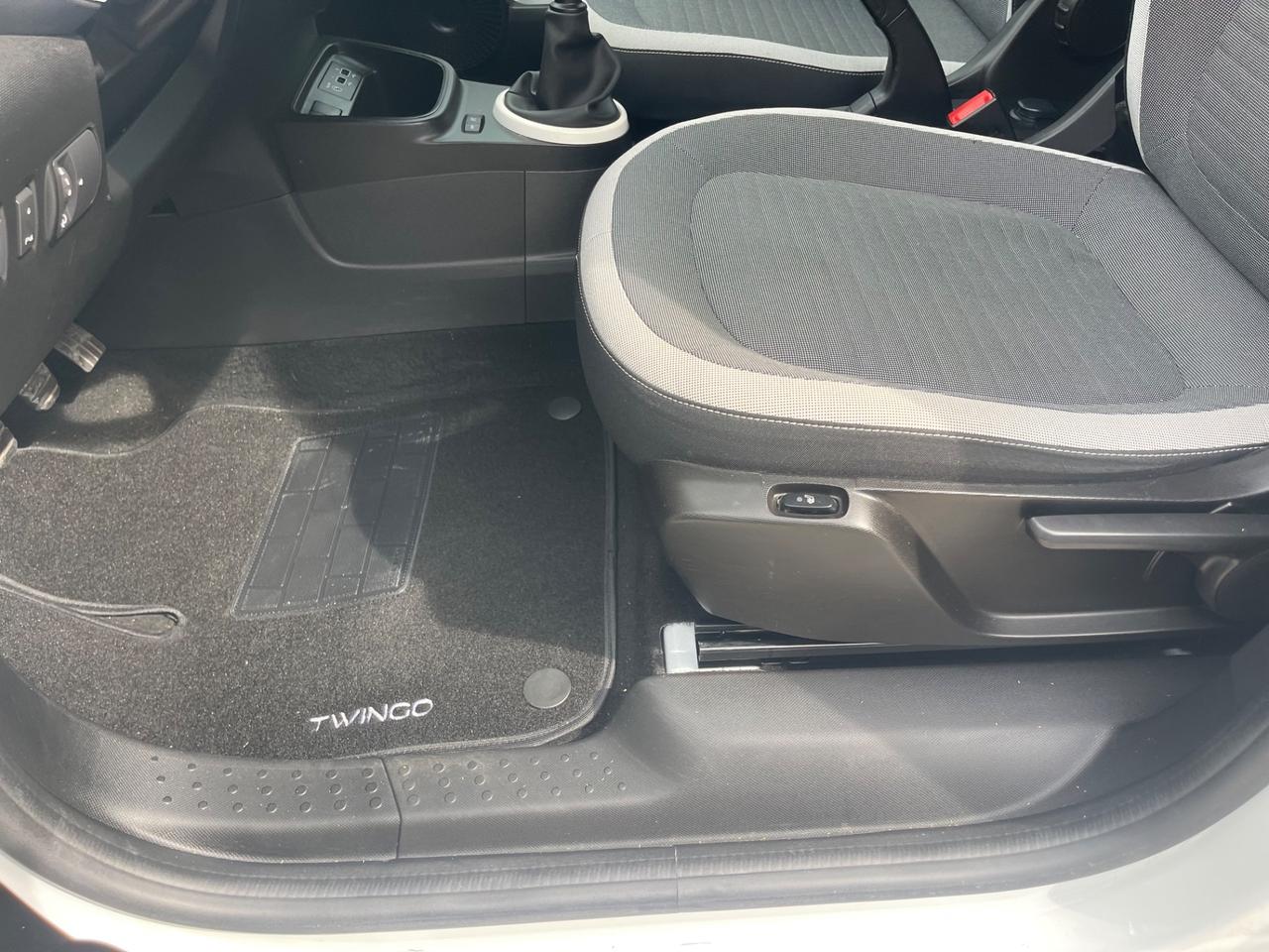 Renault Twingo Limited 1.0 SCe 65 CV
