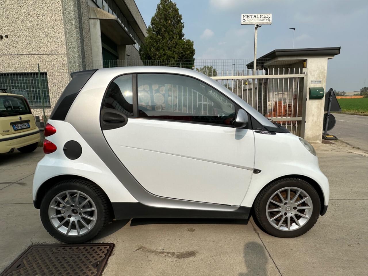 Smart ForTwo 1000 52 kW coupé passion