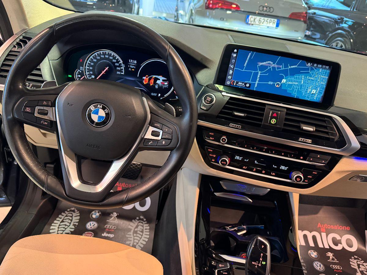 BMW X3 xDrive20d xLine Pelle Chiara Luci ambient