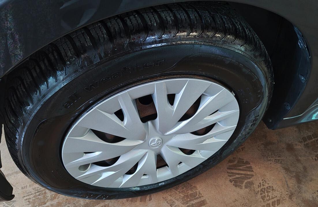 Toyota Yaris 1.5 Hybrid 5 porte Business