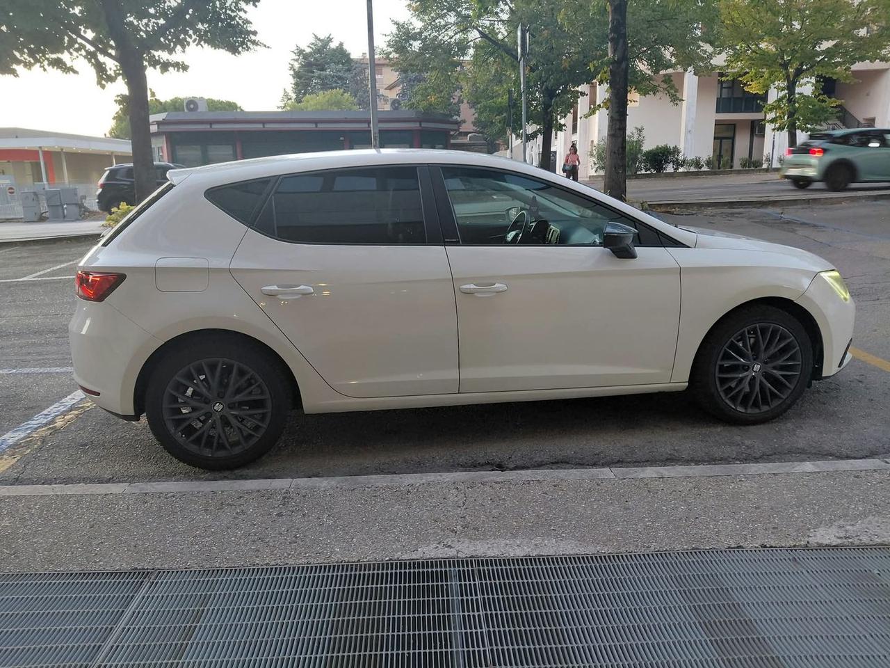 Seat Leon 1.6 tdi Connect CV 110 #50343