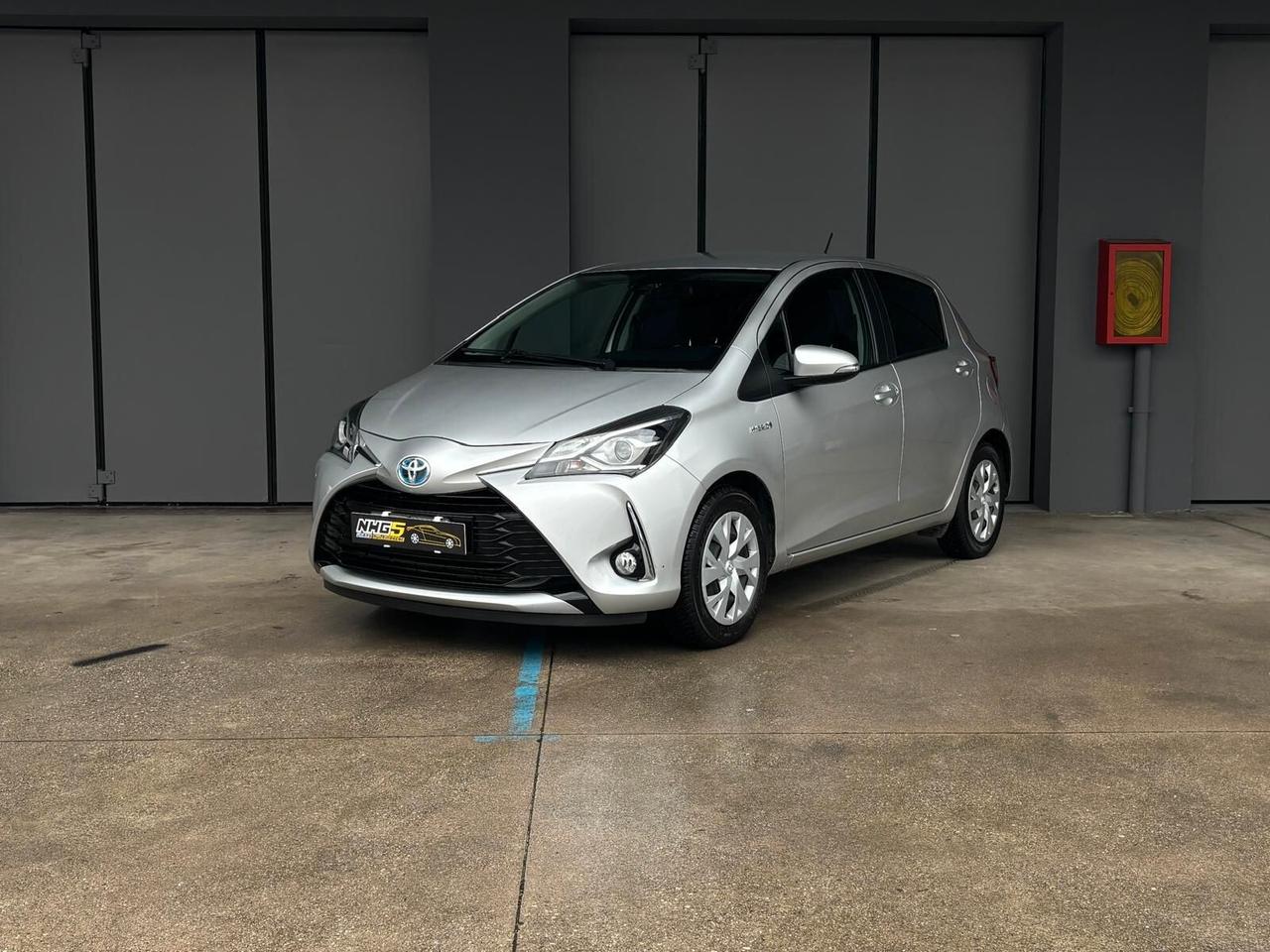 Toyota Yaris 1.5 Hybrid 5 porte Business