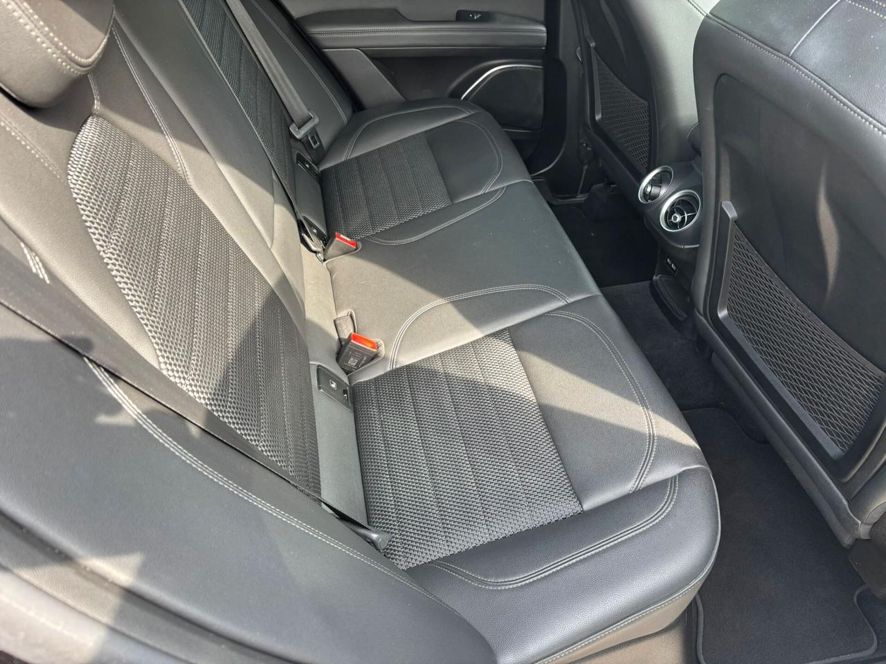 Alfa Romeo Stelvio 2.2 Turbodiesel 210 CV AT8 Q4 Super