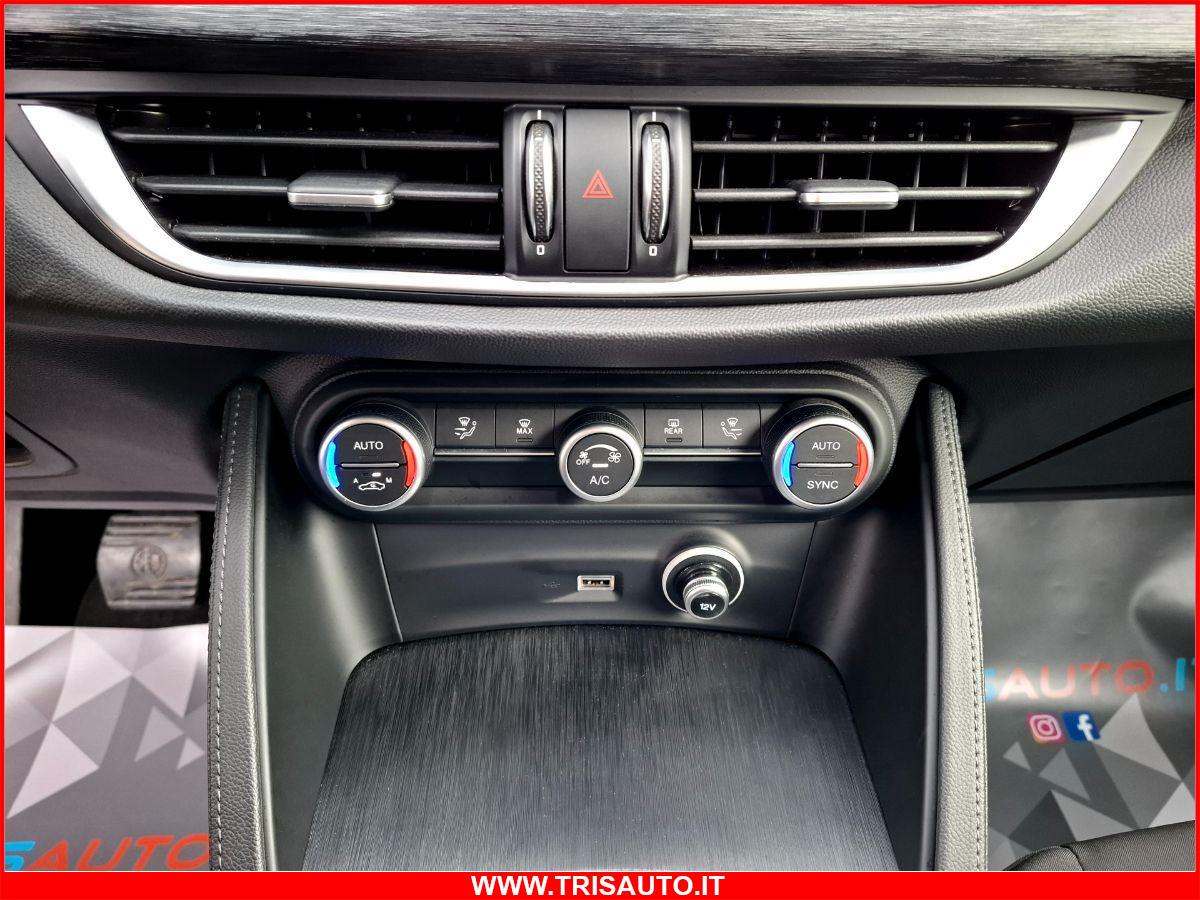 ALFA ROMEO Stelvio 2.2 TD At8 Ti Q4 Business (FARI XENON+NAVI)