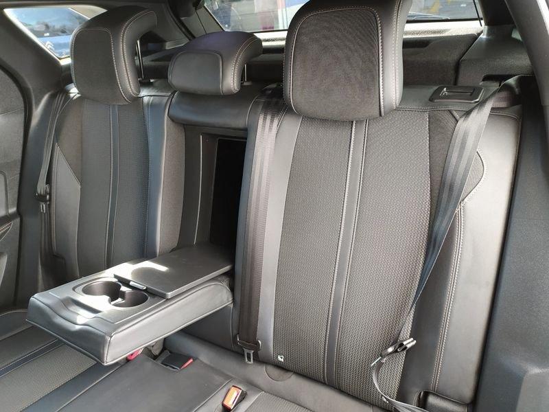 Peugeot 3008 130 hdi GT eat8 Promo CBC 5