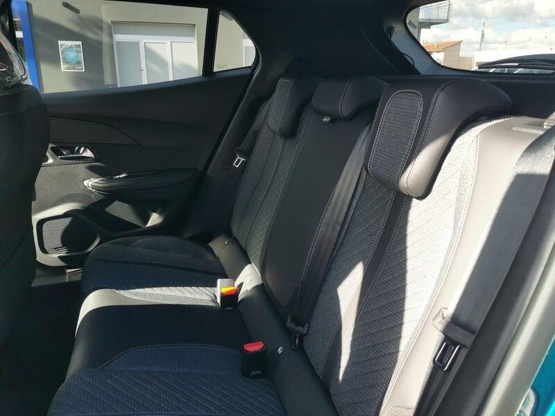 Peugeot 2008 2008 PureTech 100 S&S Allure