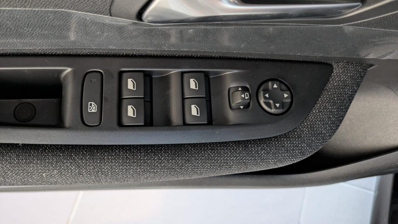 NEW PEUGEOT 208 HYBRID 110 E-DCS6 EDITION