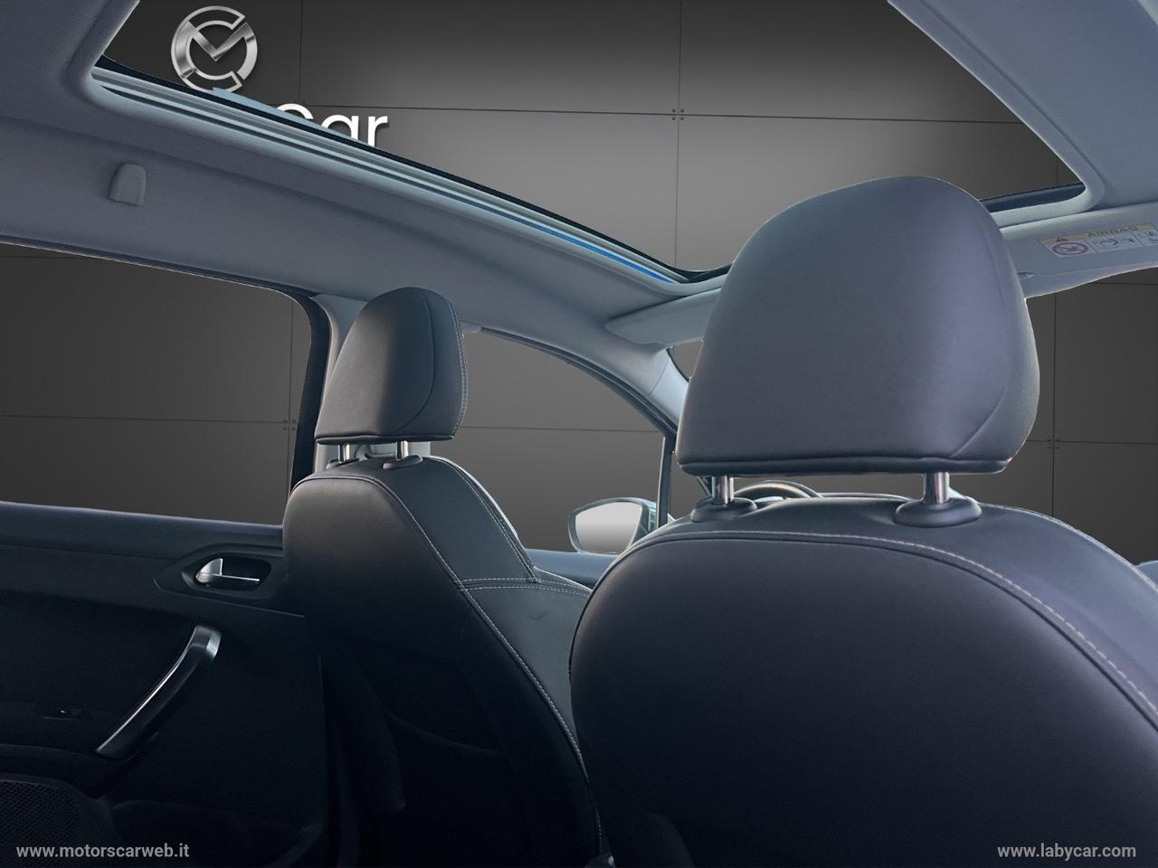 PEUGEOT 2008 1.6 e-HDi 115 CV S&S Allure