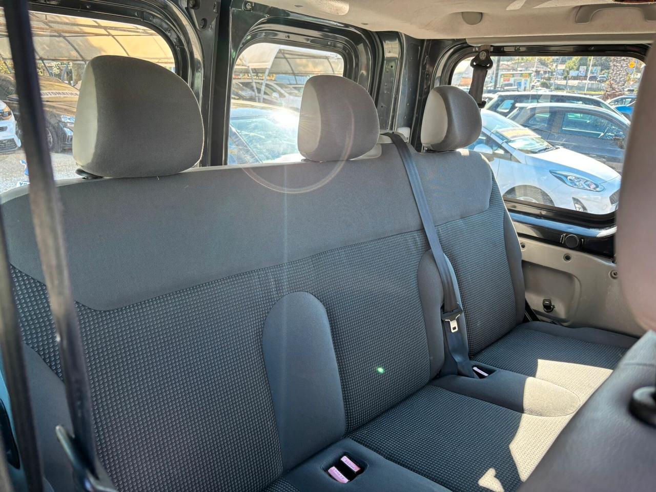 Opel Vivaro 27 2.0 CDTI 120CV PC-TN Combi 9 posti