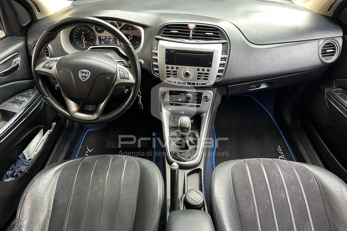 LANCIA Delta 1.6 MJT DPF 105 CV Gold