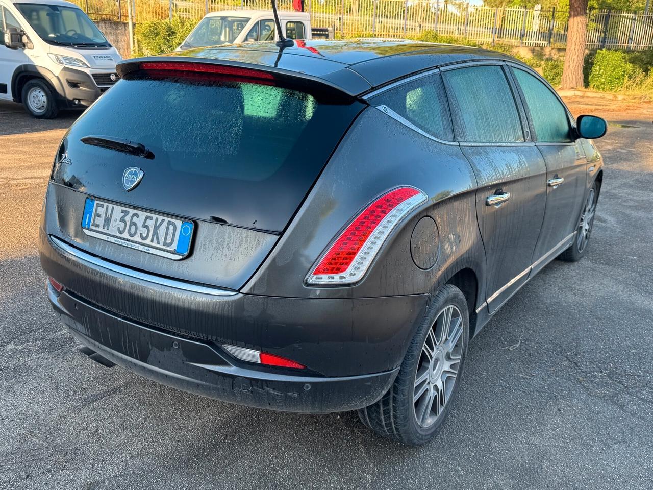 LANCIA DELTA 1.6 MJ 120 CV. GOLD NAVI+CERCHI