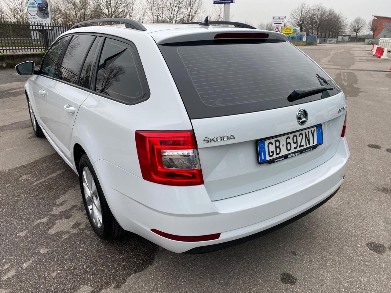 Skoda Octavia 1.6 TDI SCR 115 CV Wagon Executive