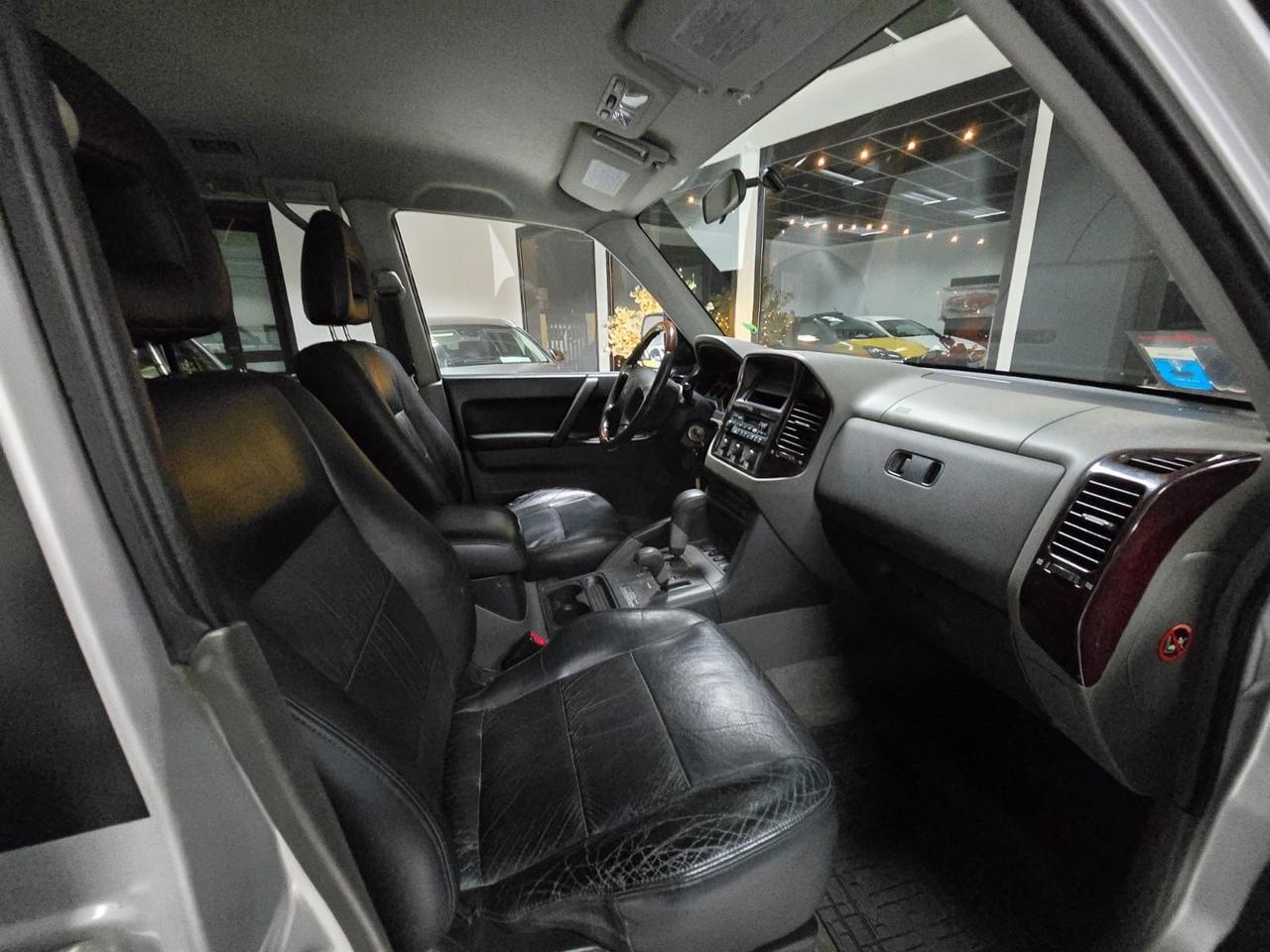 Mitsubishi Pajero 3.2 16V DI-D 5p. GLS1