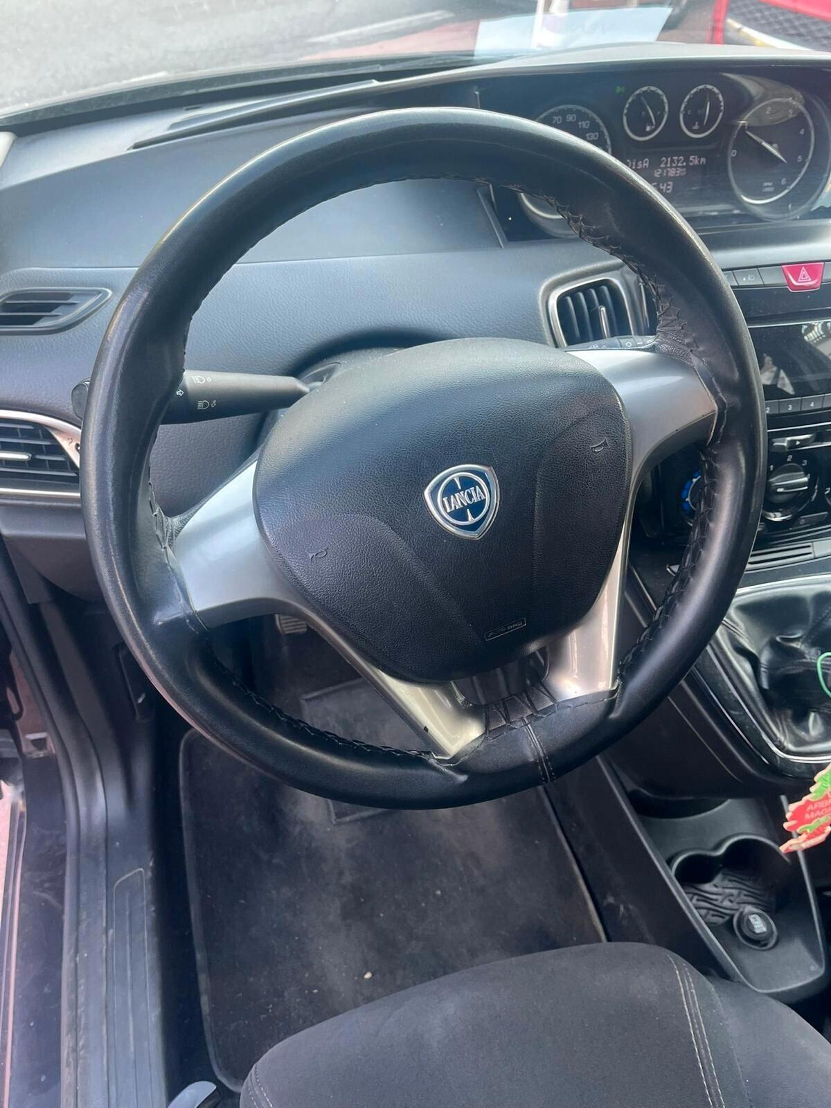 Lancia Ypsilon 1.3 MJT 16V 95 CV 5 porte S&S Elle