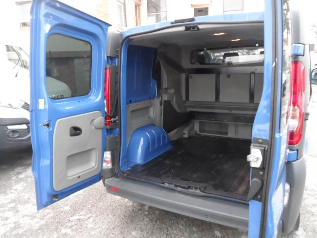 RENAULT TRAFIC 2,0 DCI 115 CV 6 POSTI N1 AUTOCARRO , Blu