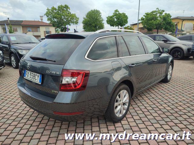 SKODA Octavia 1.5 DSG Wagon Ambition G-Tec