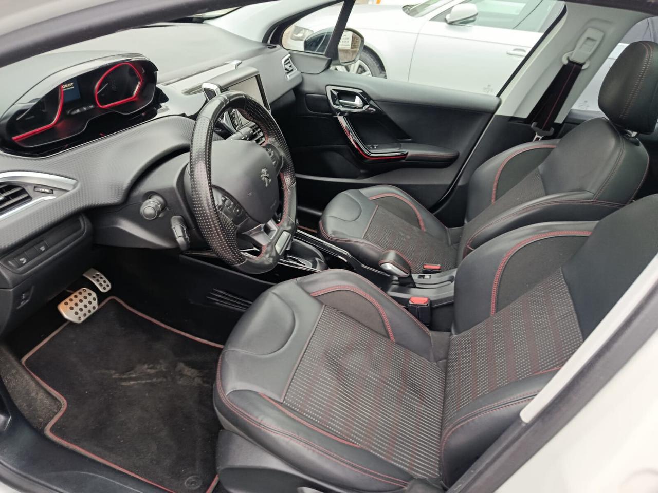 Peugeot 2008 PureTech 82 Allure