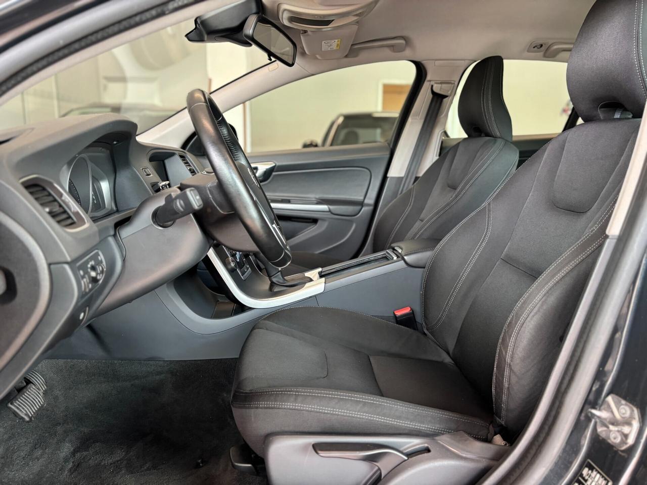 Volvo V60 2.0 d2 Summum geartronic*CINGHIA FATTA 134000KM*