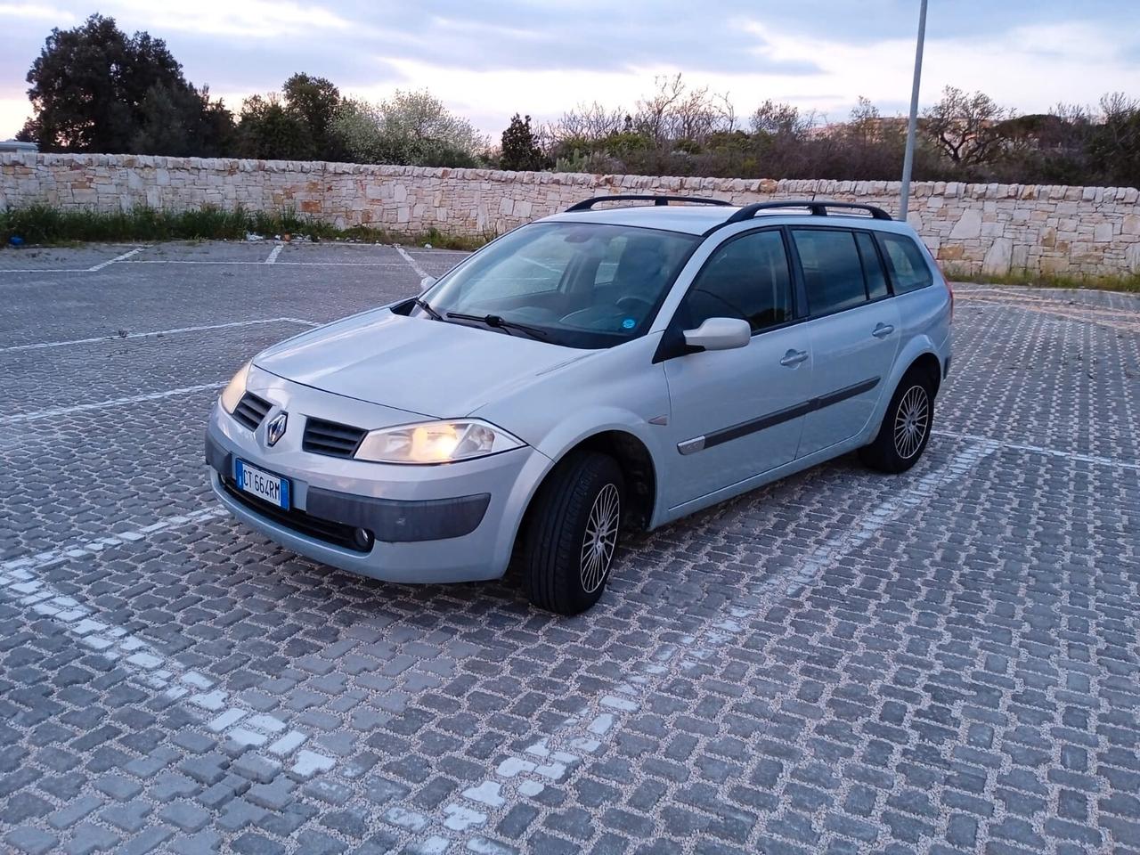 Renault Megane Mégane 1.5 dCi/100CV Grandtour Luxe Dynamique