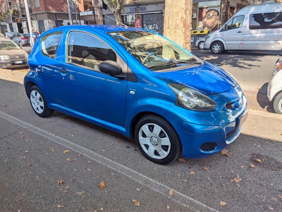 Toyota Aygo 1.0 UNIPRO' OK NEOPATENTATI NAVIGATORE