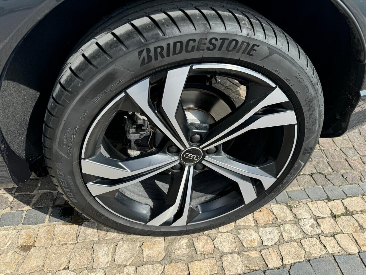 AUDI Q3 SPB 35TDI S TRONIC IDENTITY BLACK S line 2.0 TDI 110KW 2024