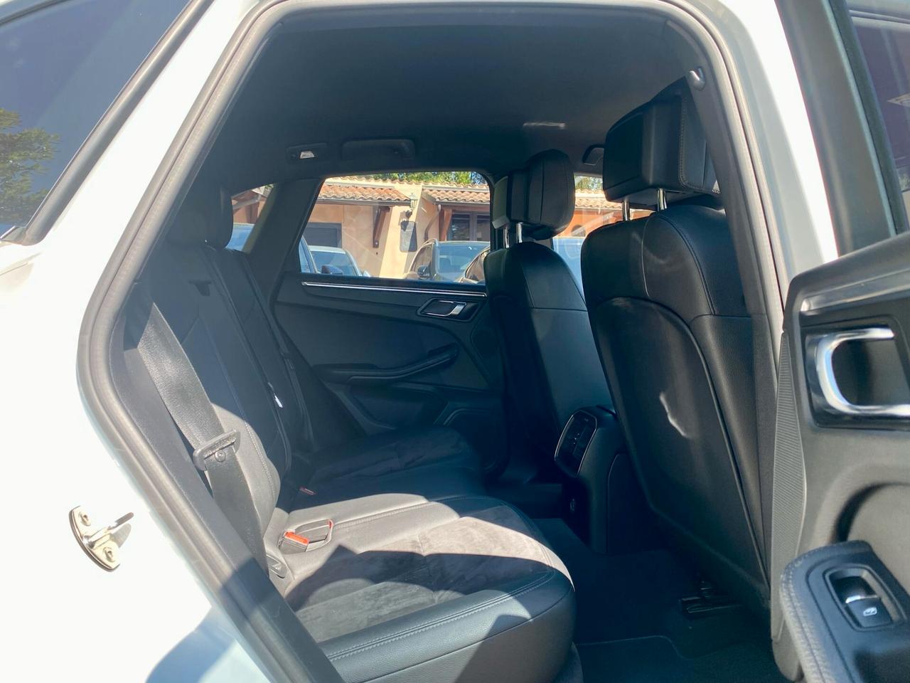 Porsche Macan 2.0 CERCHI DA 21"- PREZZO REALE -P CONSEGNA