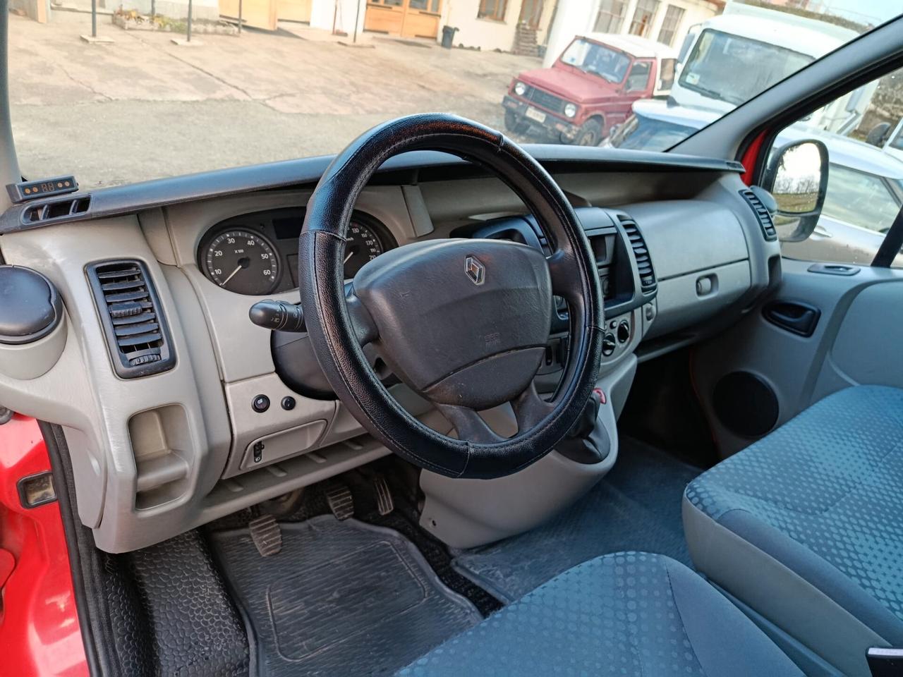 Renault Trafic T29 2.0 dCi/115 PL-TN Furgone Ice