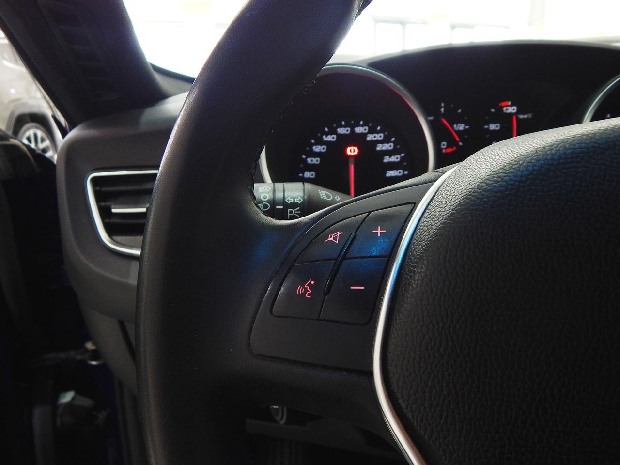 Alfa Romeo Giulietta 1.6 jtdm Super 120cv my19 NAVI-PARK-KAMERA-XENON