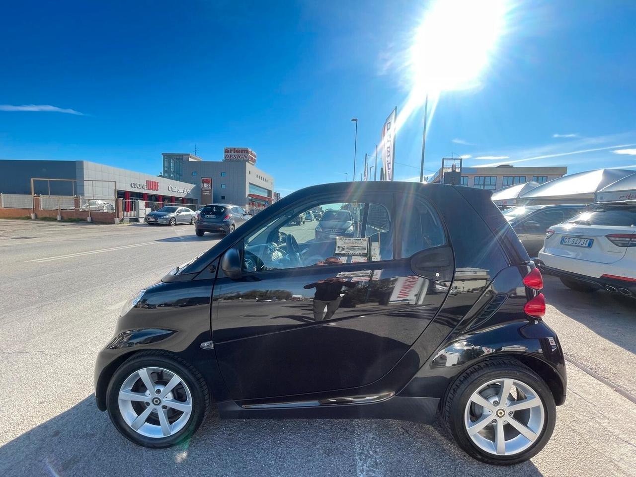 Smart ForTwo 1000 62 kW coupé passion