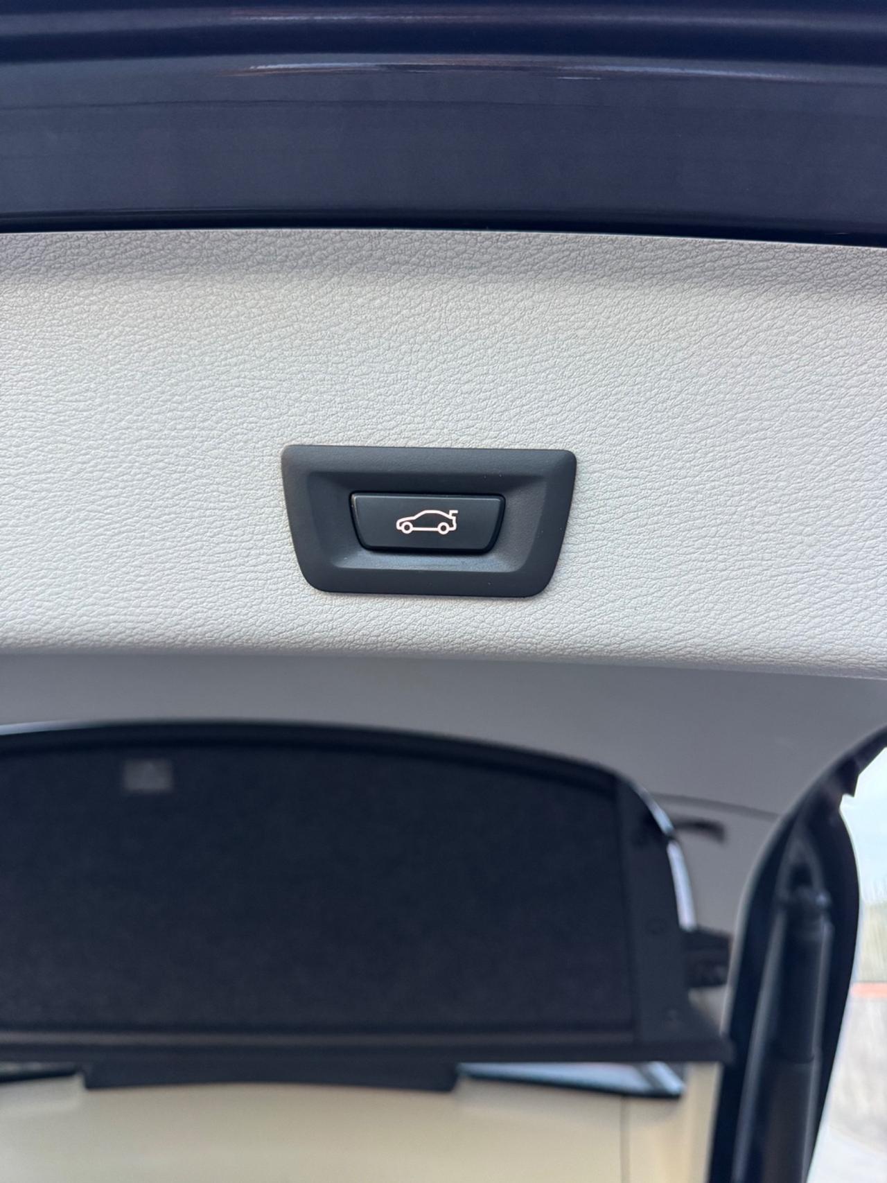 Bmw X4 2.0 INTERNI IN PELLE